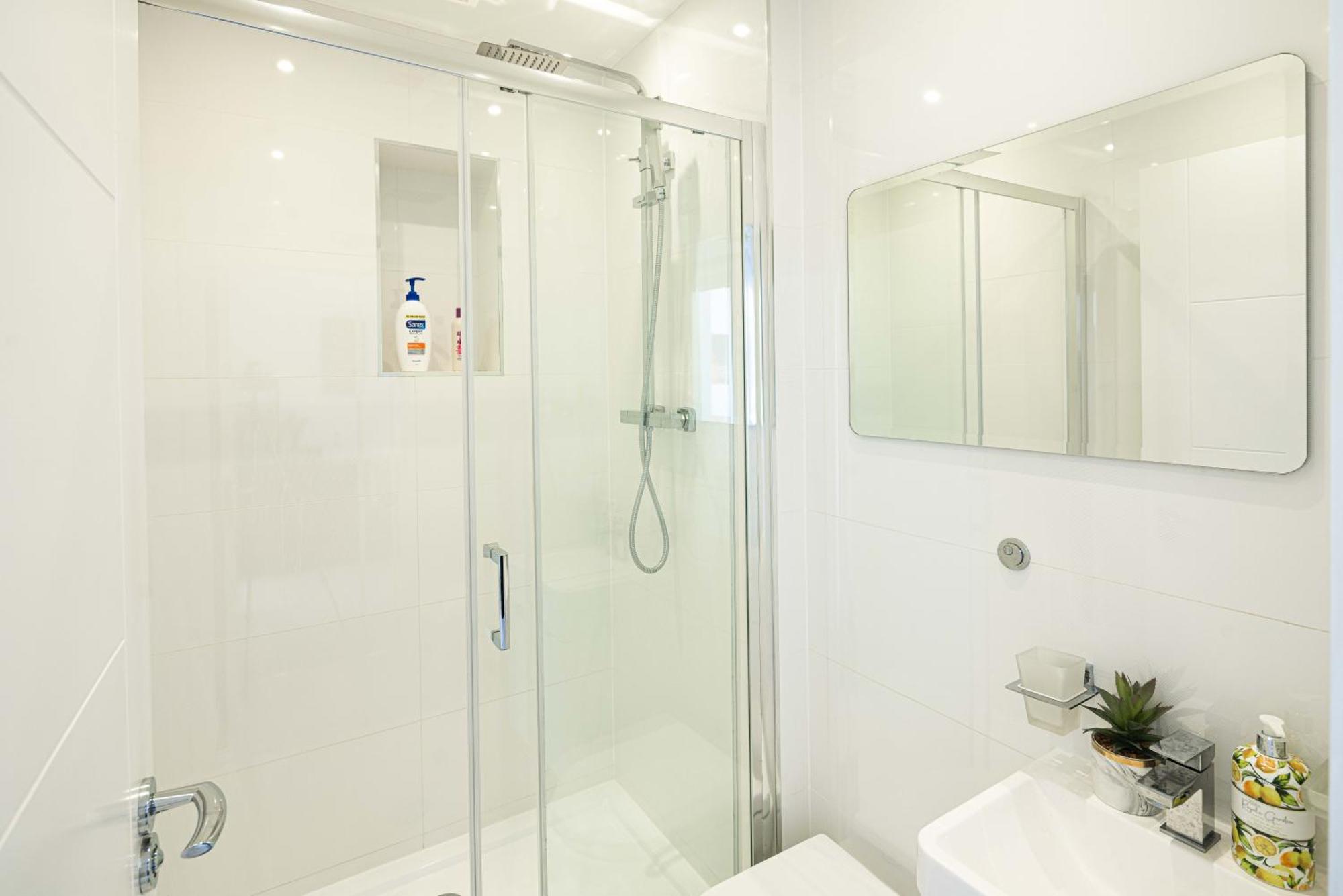 Bright & Modern Newly Refurb 2-Bed 2-Bath Whole Apartment Near Hyde Park & Kensington, Prime Paddington Location Zone 1 Λονδίνο Εξωτερικό φωτογραφία